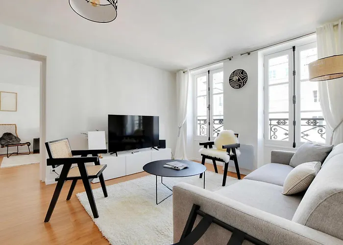 Elegant - 1bdr 4p - Marais Place Des Vosges